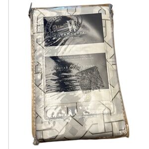 WAMSUTTA  pima cotton 2 standard/ queen pillowcases